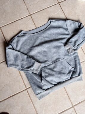 Temu • Fleece, Slouchy, Off The Shoulder Sweatshirt